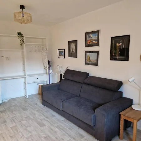 Апартаменты Renovated 25m2 Old Town Антиб