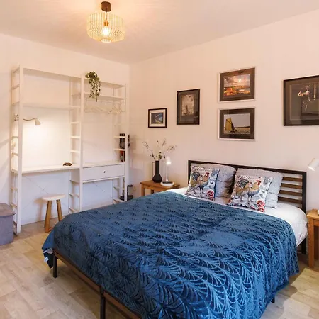 Apartment Le Coeur De La Vieille La Le Port La Gare A Deux Pas *
